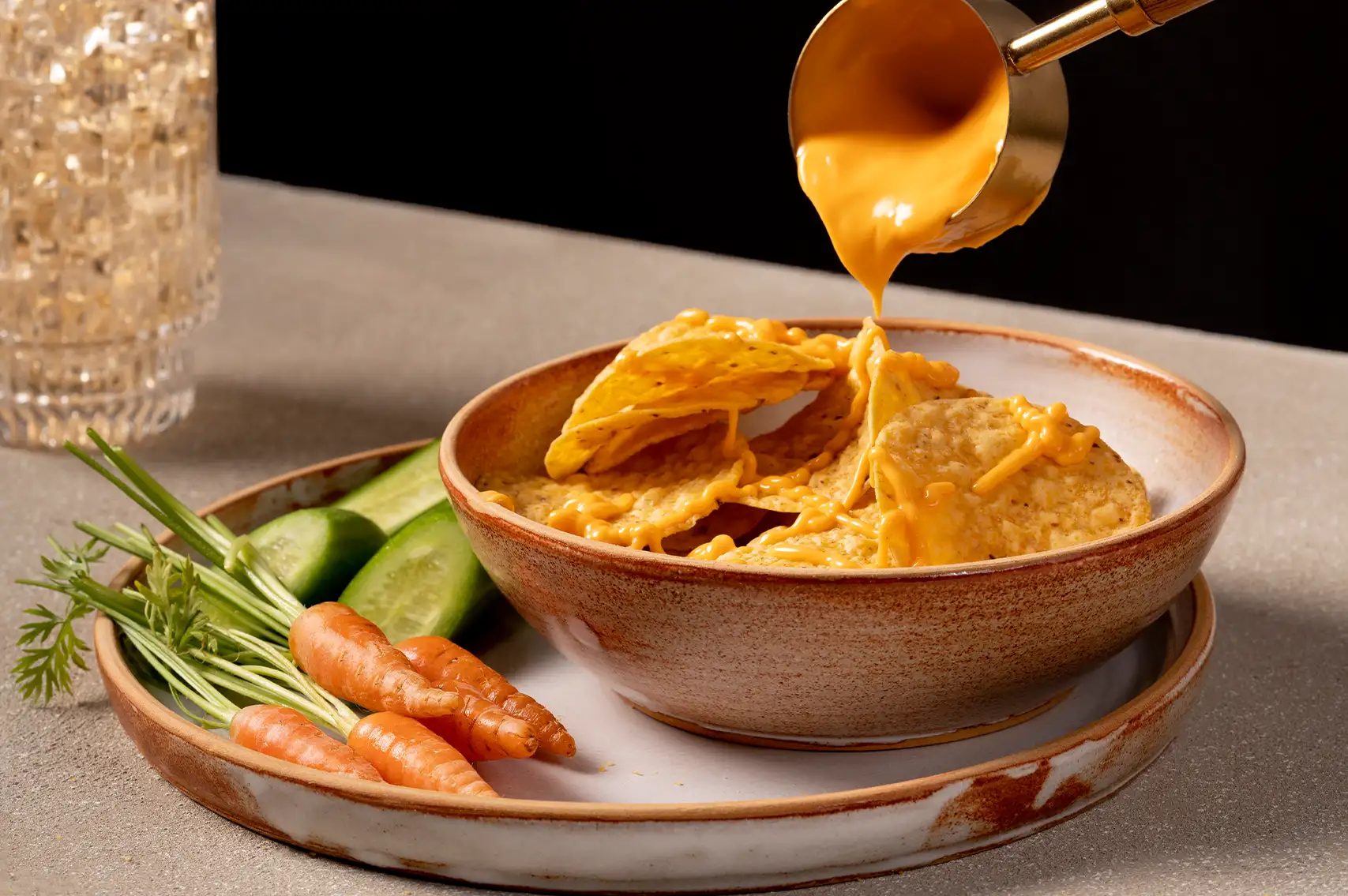 how do you make queso cheese dip