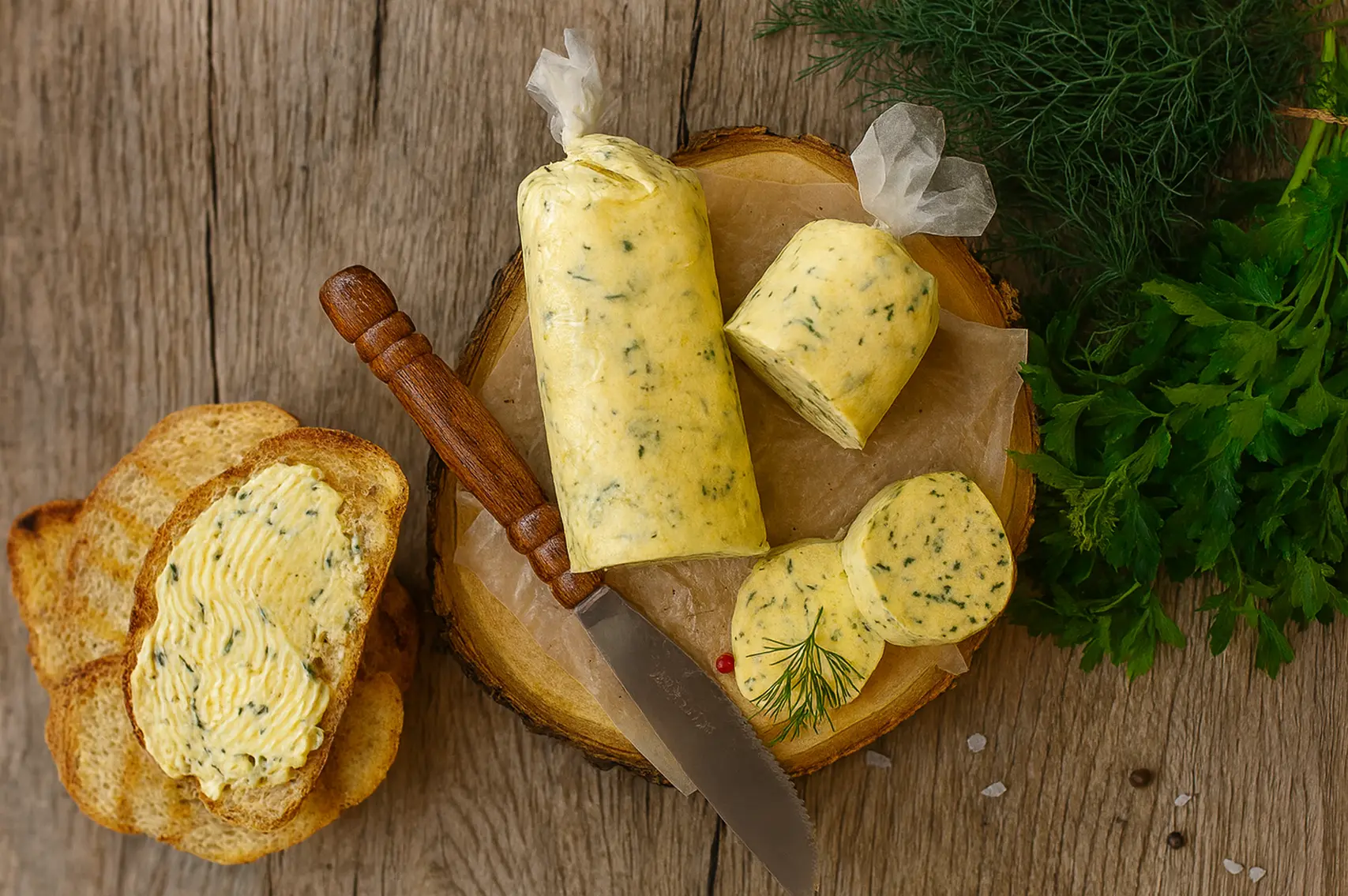 easy homemade garlic butter