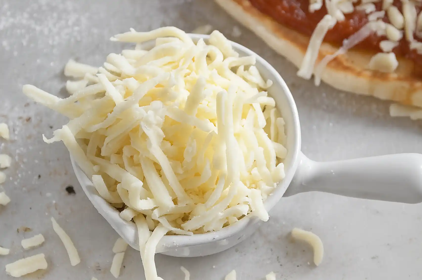 how to make cheese pizza at home