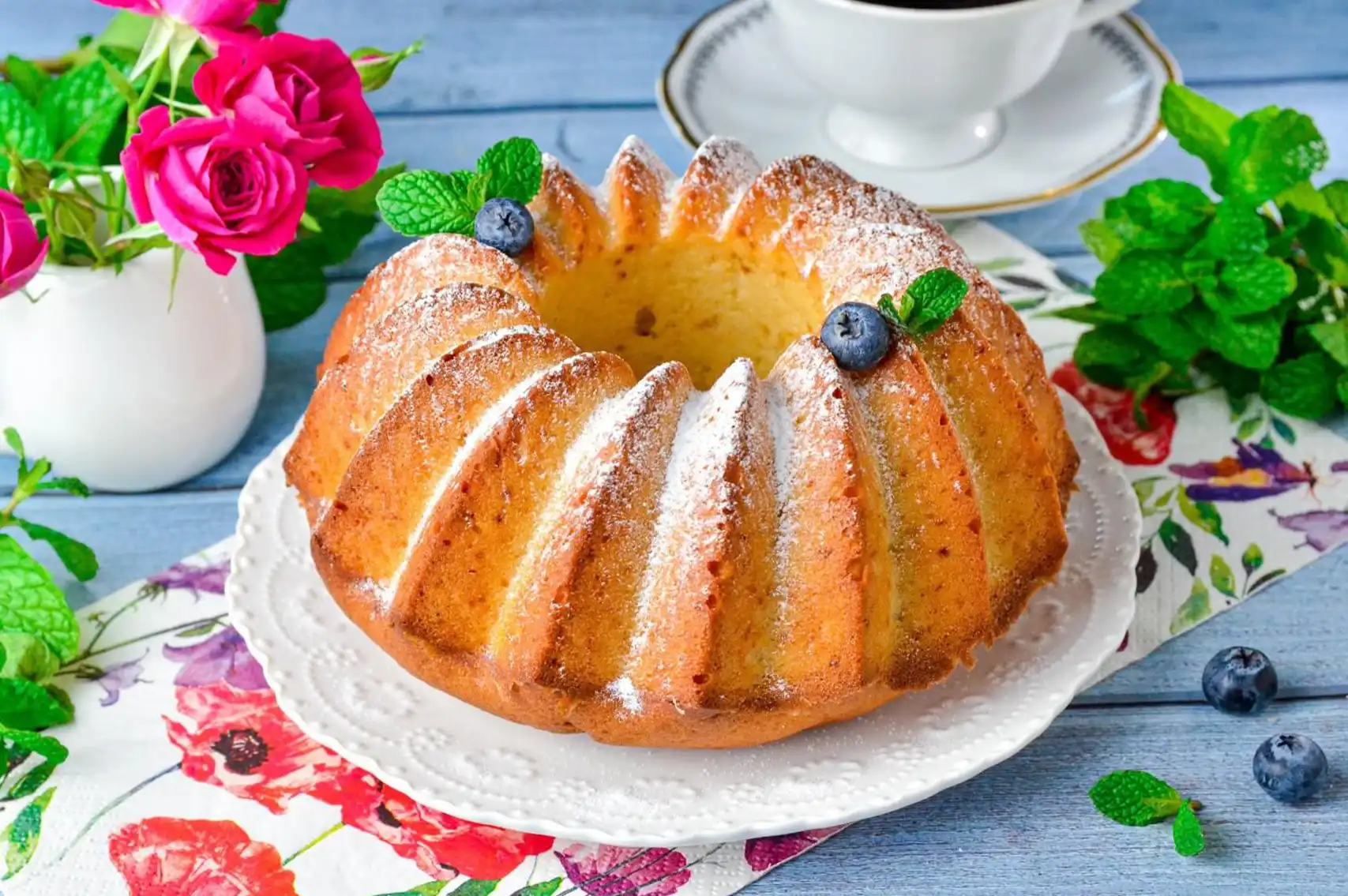 recipes using sour cream and cream cheese