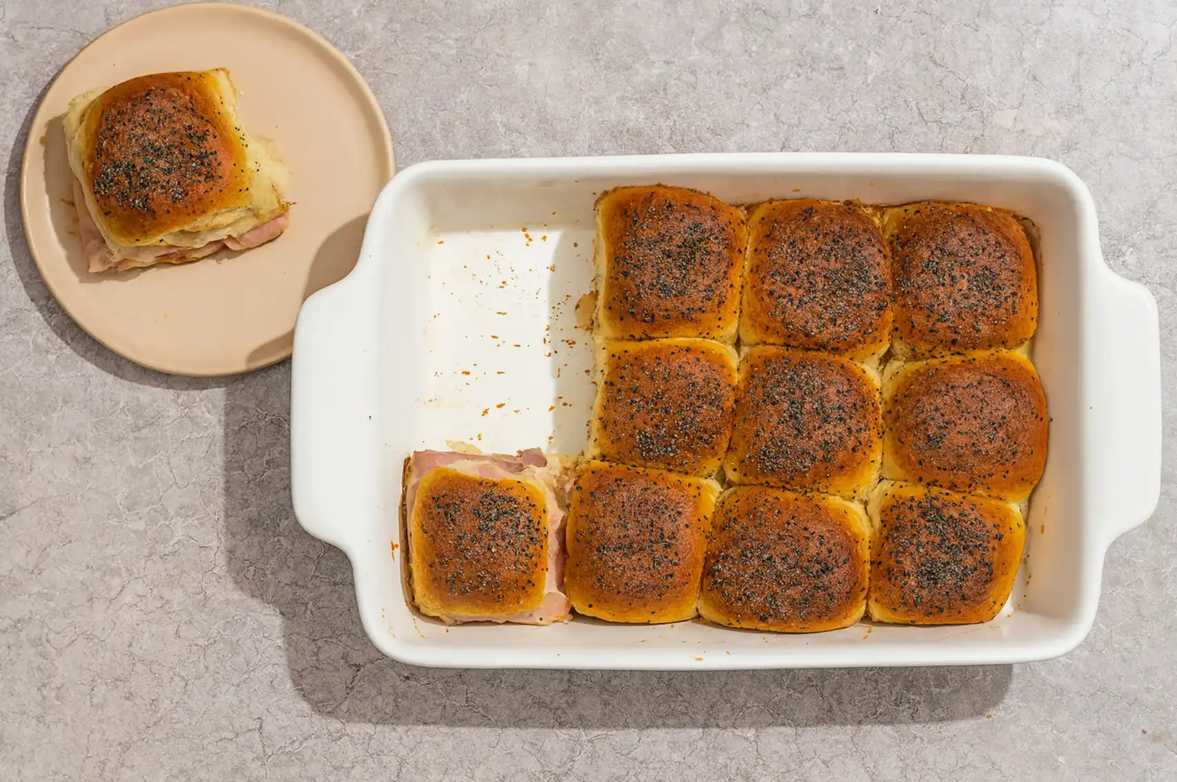 how to make ham and cheese sliders