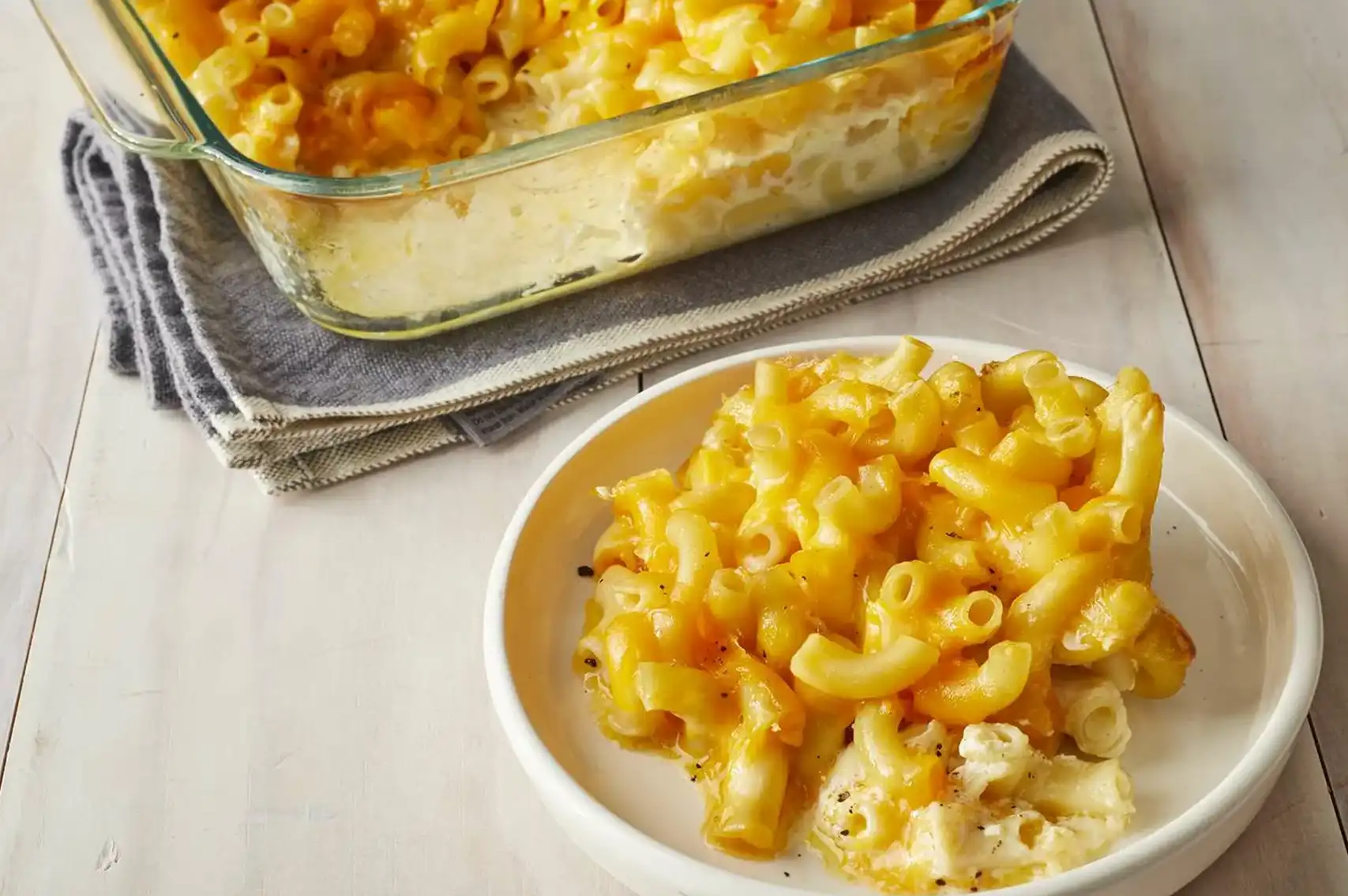 how to make a cheddar cheese sauce for pasta